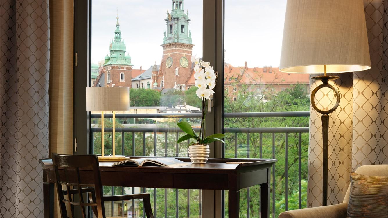 Sheraton Grand Krasków Εξωτερικό φωτογραφία View from the hotel