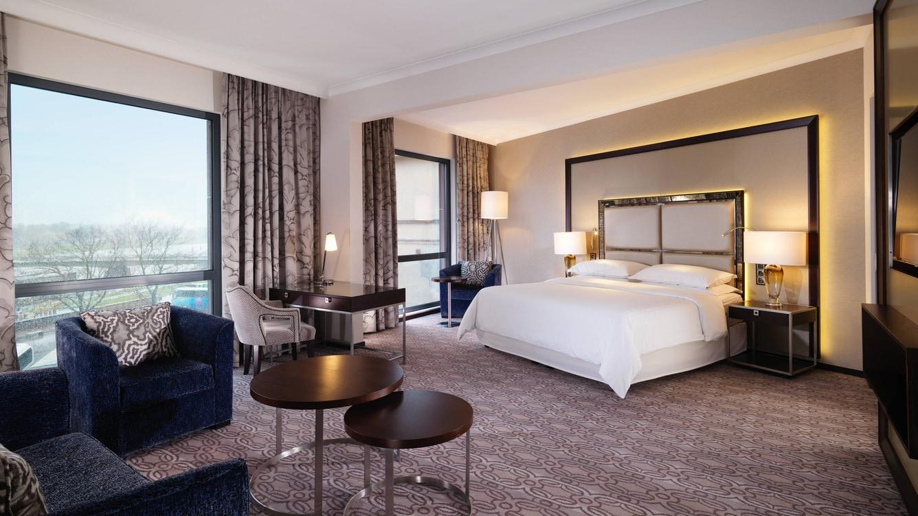 Sheraton Grand Krasków Εξωτερικό φωτογραφία Deluxe room